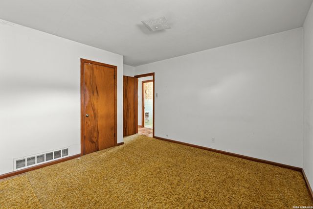 218 BETTY JEAN ST, San Antonio, TX 78223