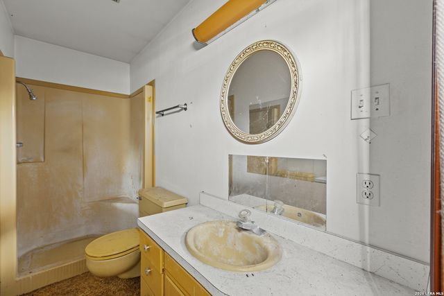 218 BETTY JEAN ST, San Antonio, TX 78223