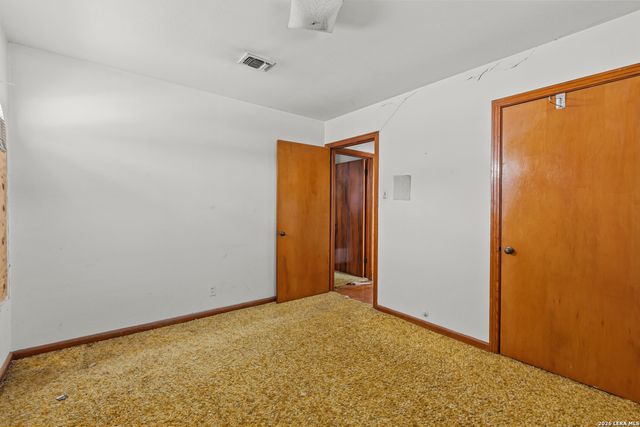 218 BETTY JEAN ST, San Antonio, TX 78223