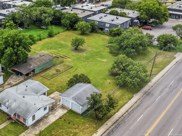 218 BETTY JEAN ST, San Antonio, TX 78223