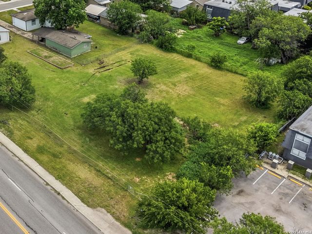 218 BETTY JEAN ST, San Antonio, TX 78223