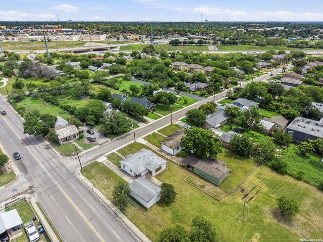 218 BETTY JEAN ST, San Antonio, TX 78223