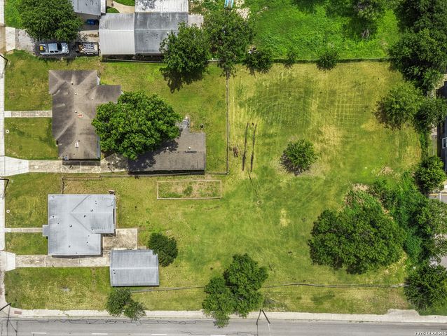 218 BETTY JEAN ST, San Antonio, TX 78223
