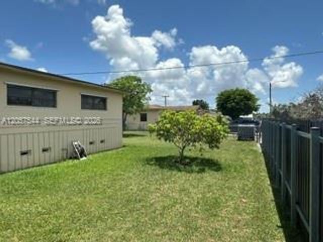 1635 NW 1st Ave, Florida City, FL 33034