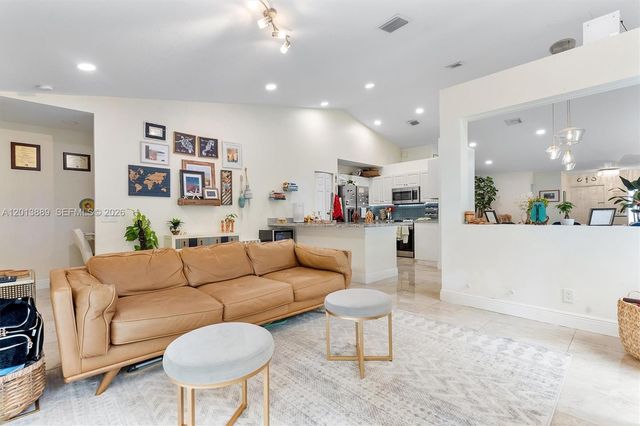 1516 Zenith Way, Weston, FL 33327