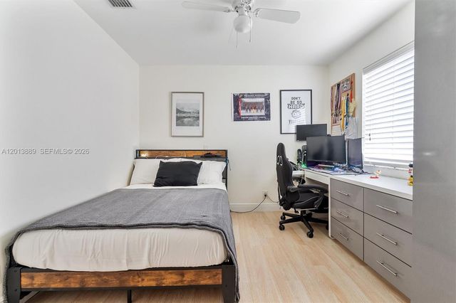 1516 Zenith Way, Weston, FL 33327