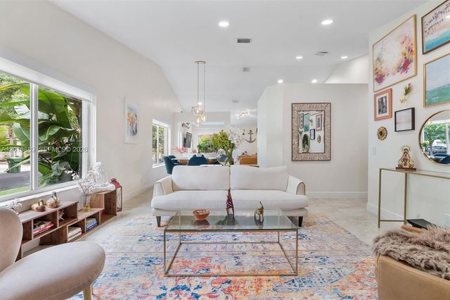 1516 Zenith Way, Weston, FL 33327