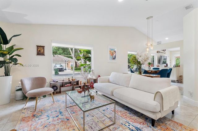 1516 Zenith Way, Weston, FL 33327