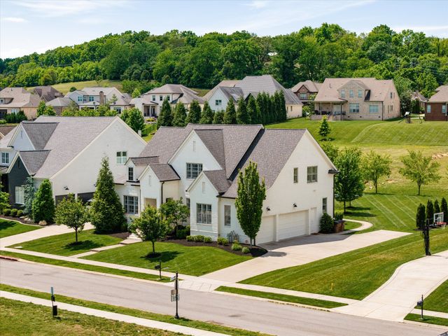 3817 Pulpmill Dr, Thompsons Station, TN 37179