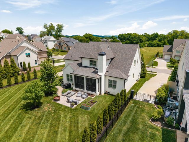 3817 Pulpmill Dr, Thompsons Station, TN 37179