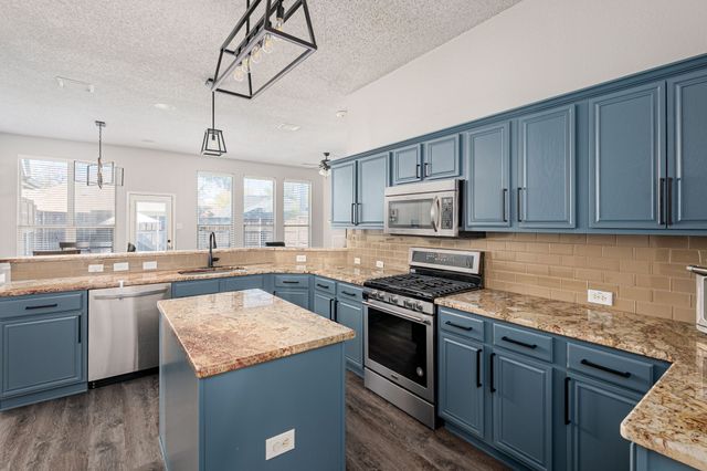 2128 Fountain Drive, Lewisville, TX 75067