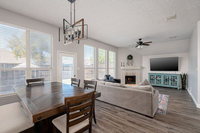 2128 Fountain Drive, Lewisville, TX 75067