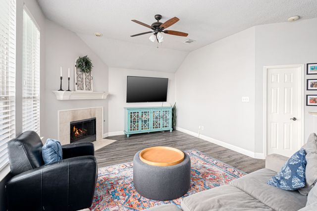 2128 Fountain Drive, Lewisville, TX 75067