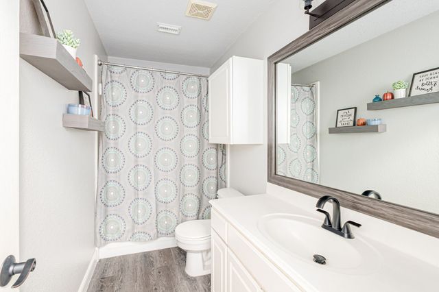 2128 Fountain Drive, Lewisville, TX 75067