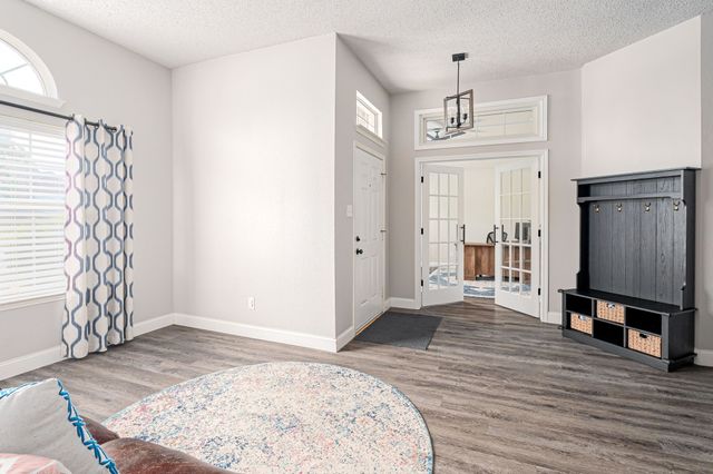 2128 Fountain Drive, Lewisville, TX 75067