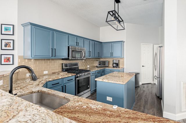 2128 Fountain Drive, Lewisville, TX 75067