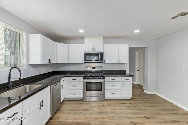 732 E 38th Street, Tucson, AZ 85713