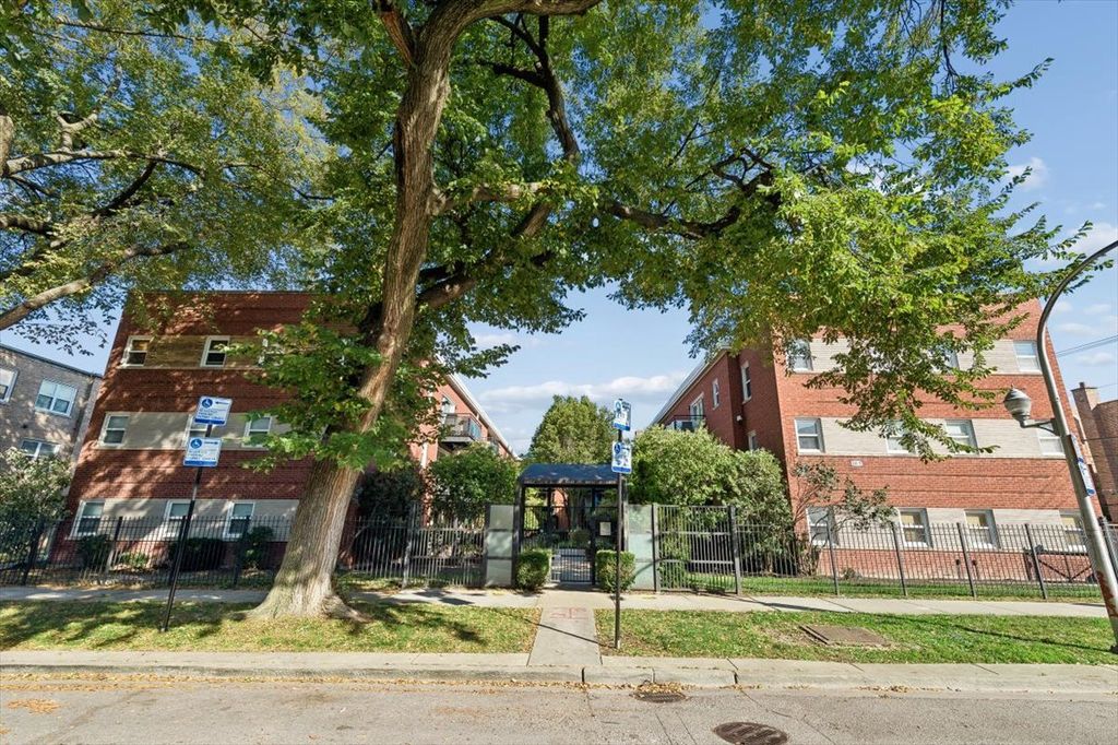 6415 N Damen Avenue 3W, Chicago, IL 60645 — photo 3