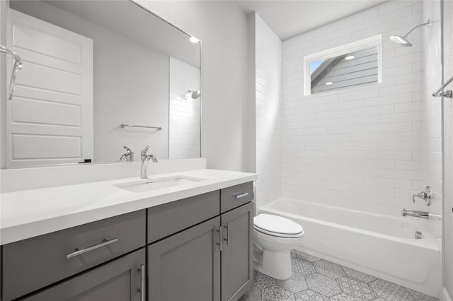 8414 Bowling Green DR 3, Austin, TX 78757