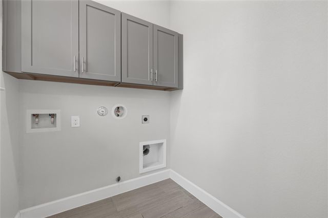 8414 Bowling Green DR 3, Austin, TX 78757