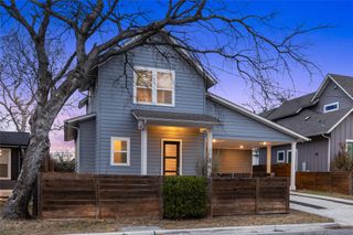 8414 Bowling Green DR 3, Austin, TX 78757