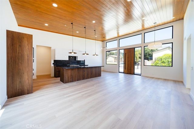 1211 Kelly, Oceanside, CA 92054
