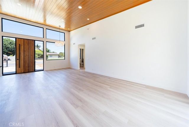 1211 Kelly, Oceanside, CA 92054