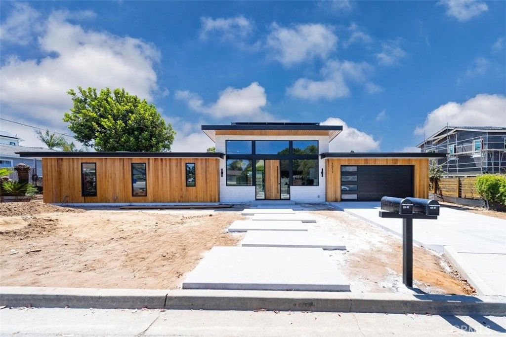 1211 Kelly, Oceanside, CA 92054 — photo 2