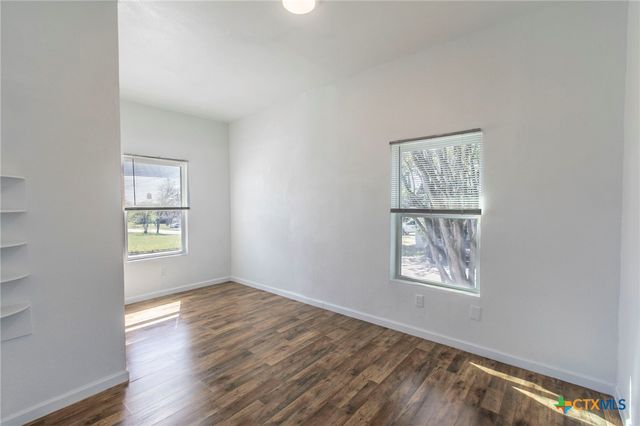 914 S 2nd Street, Temple, TX 76504