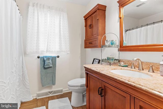 116 GREENBRIAR LN, Dillsburg, PA 17019