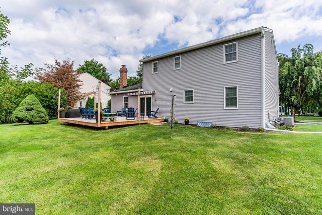 116 GREENBRIAR LN, Dillsburg, PA 17019
