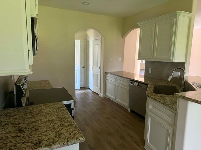 35 Cherry Hills, Trinity, TX 75862