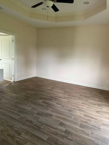 35 Cherry Hills, Trinity, TX 75862