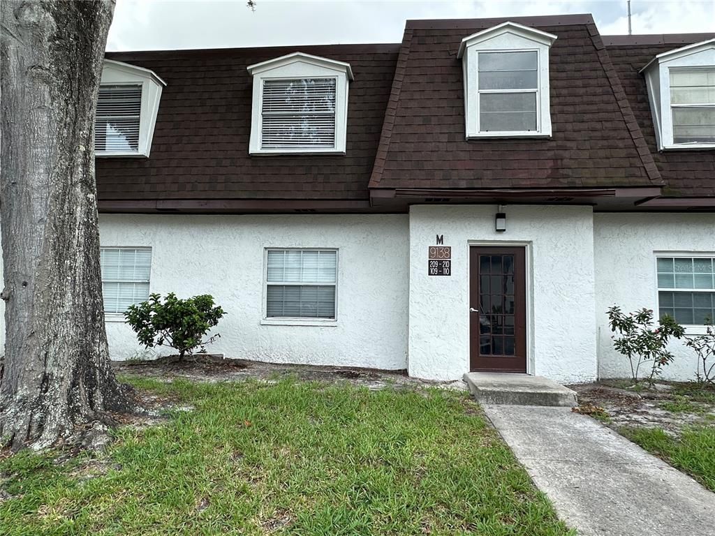 9138 TUDOR DRIVE M109, Tampa, FL 33615