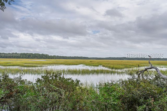 18 Chechessee Cir, Okatie, SC 29909