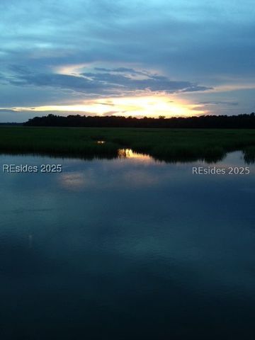 18 Chechessee Cir, Okatie, SC 29909