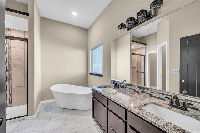 2588 Spring Meadows Ct, Derby, KS 67037