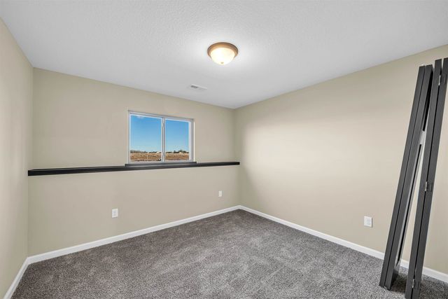 2588 Spring Meadows Ct, Derby, KS 67037