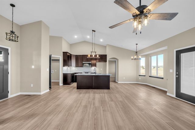 2588 Spring Meadows Ct, Derby, KS 67037