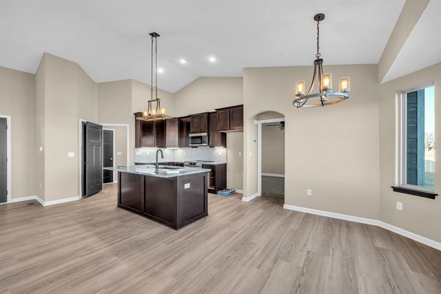 2588 Spring Meadows Ct, Derby, KS 67037