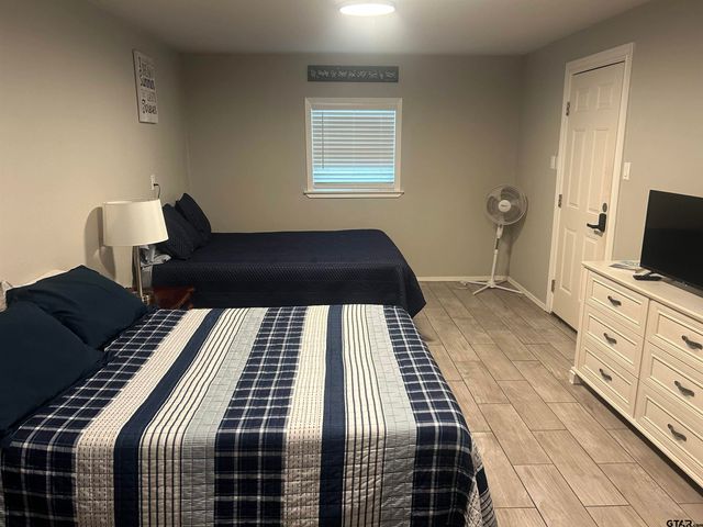 4479 Sunrise, Chandler, TX 75758