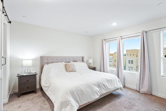 4174 Sally Ride Way, Sacramento, CA 95834