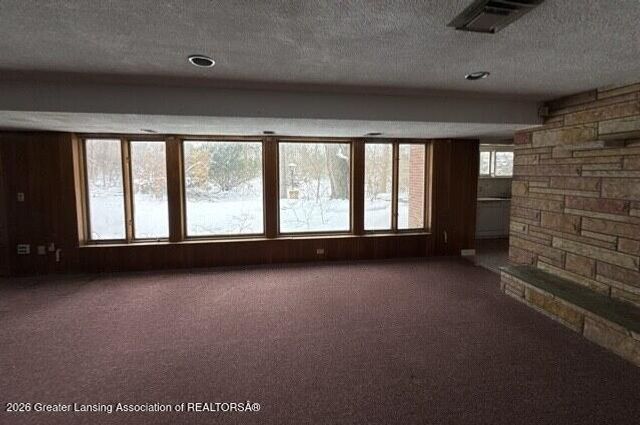 3215 S Cambridge Road, Lansing, MI 48911