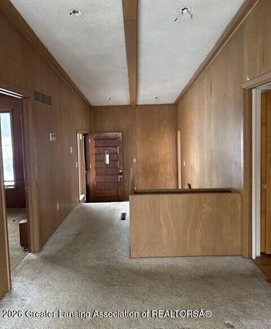 3215 S Cambridge Road, Lansing, MI 48911