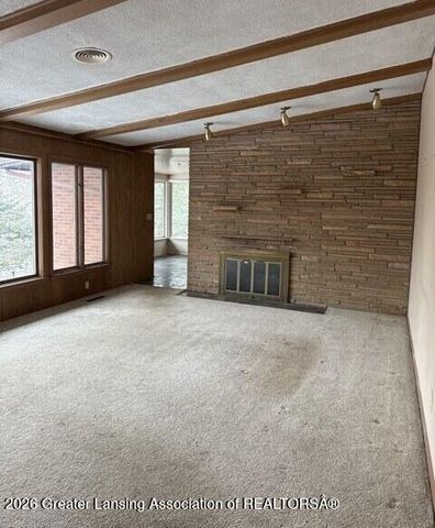 3215 S Cambridge Road, Lansing, MI 48911