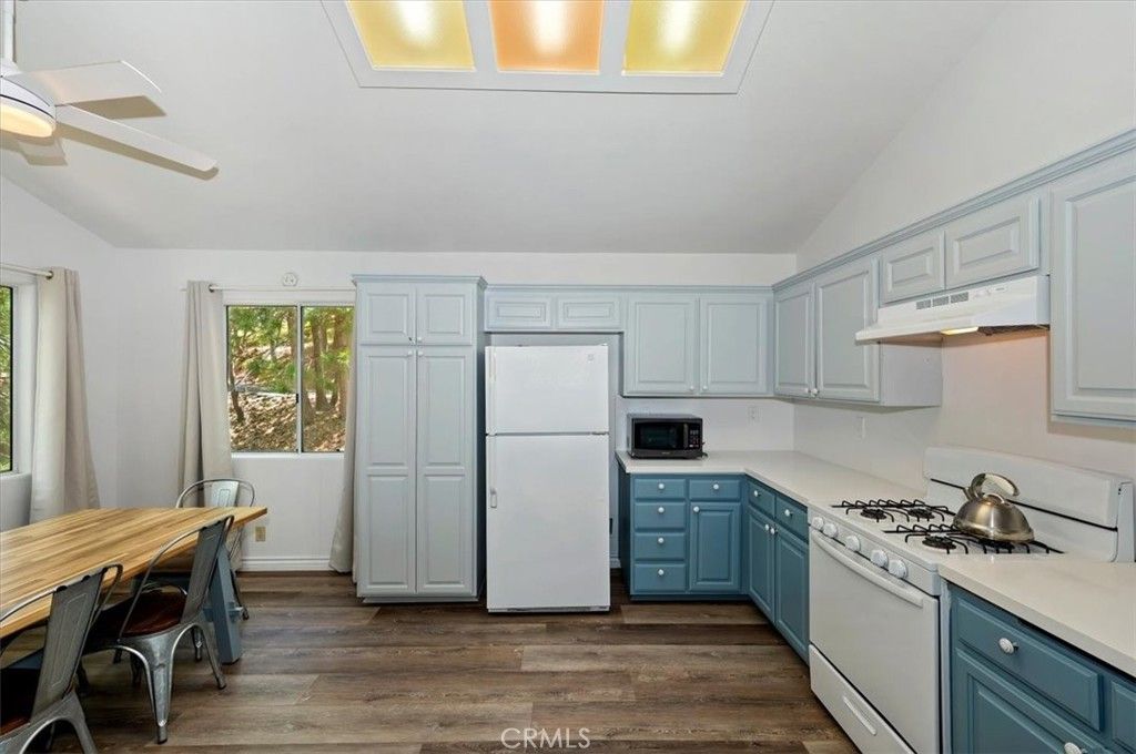 Image 11 of property listing at 1023 Pintail Circle, Lake Arrowhead, CA 92352
