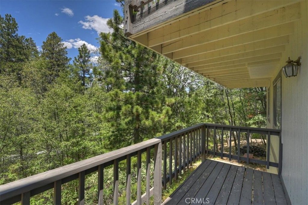 Image 18 of property listing at 1023 Pintail Circle, Lake Arrowhead, CA 92352