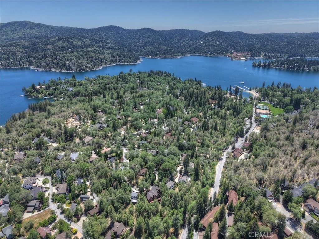 Image 35 of property listing at 1023 Pintail Circle, Lake Arrowhead, CA 92352