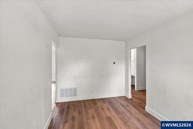 2580 SW 3rd St, Corvallis, OR 97333
