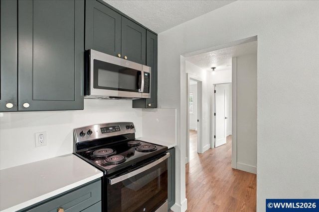 2580 SW 3rd St, Corvallis, OR 97333
